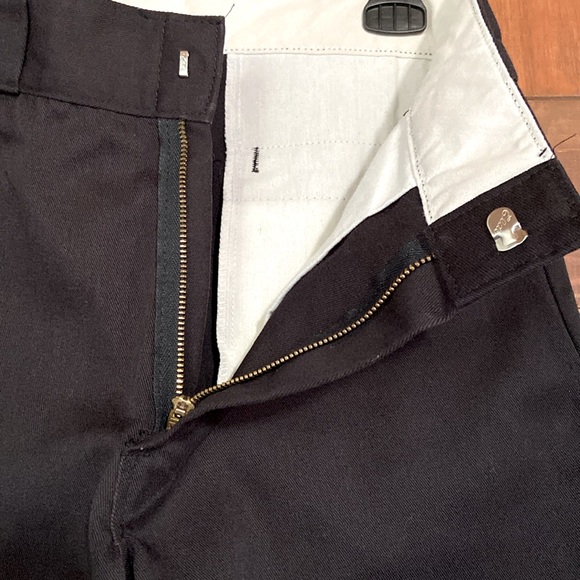 DICKIES BLACK MEN’S PANTS 30x32 ~ LIKE NEW-WORN ONCE!! - Picture 10 of 16